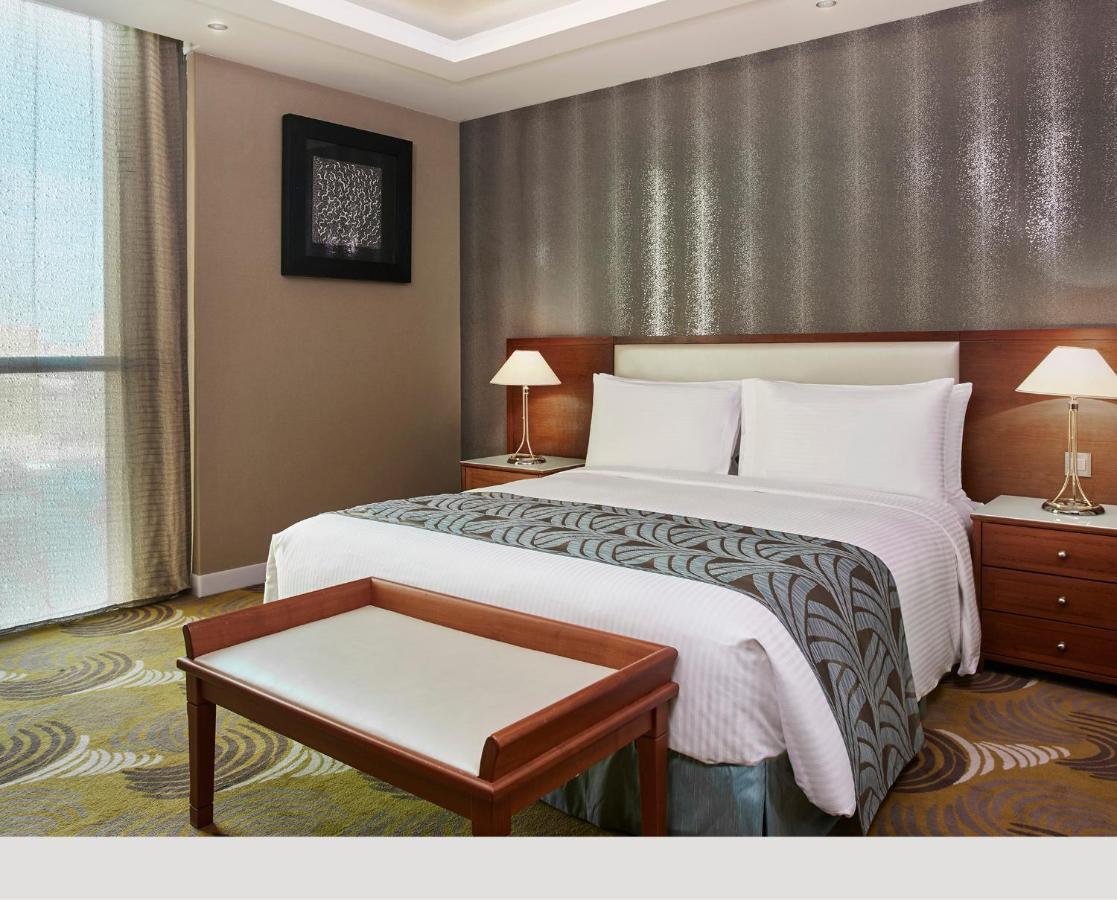 Holiday Inn Kuwait Al Thuraya City By Ihg Kuwait City Exterior foto