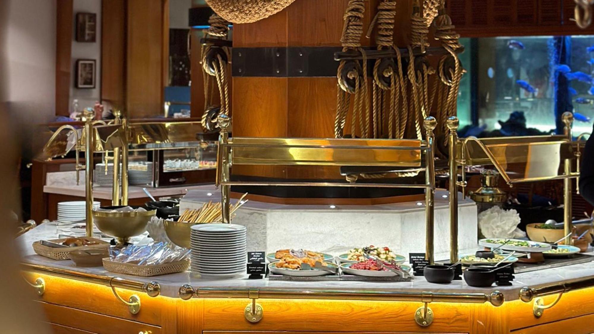 Holiday Inn Kuwait Al Thuraya City By Ihg Kuwait City Exterior foto