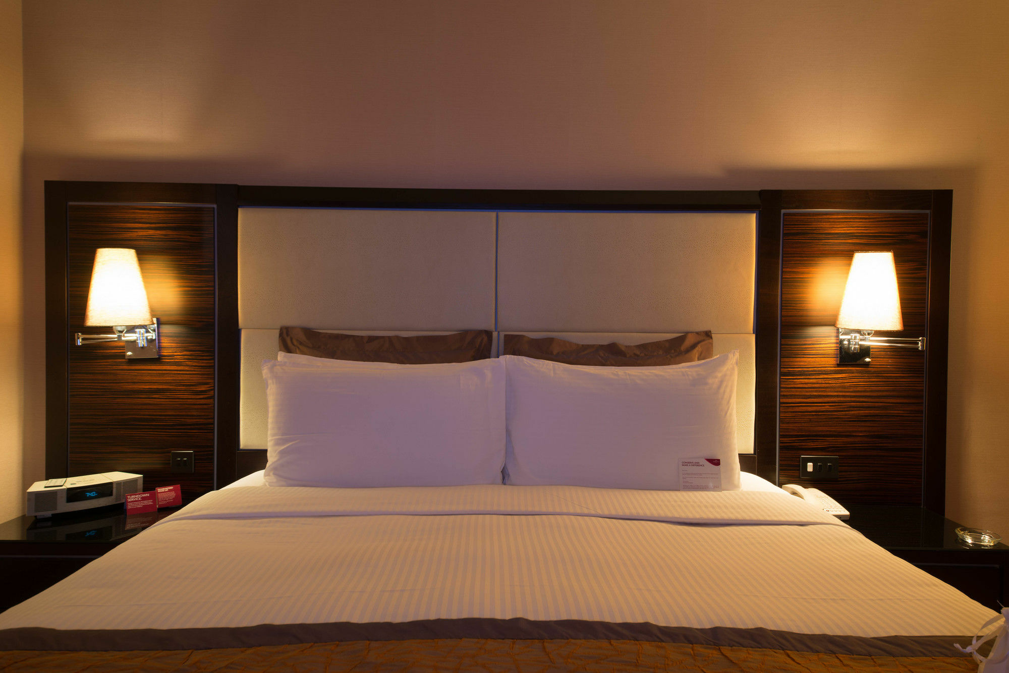 Holiday Inn Kuwait Al Thuraya City By Ihg Kuwait City Exterior foto