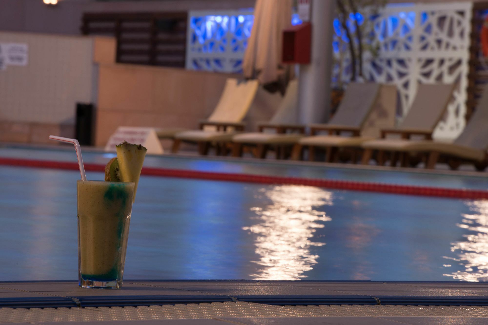Holiday Inn Kuwait Al Thuraya City By Ihg Kuwait City Exterior foto